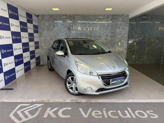 PEUGEOT 208 1.6 GRIFFE 16V FLEX 4P AUTOMÁTICO